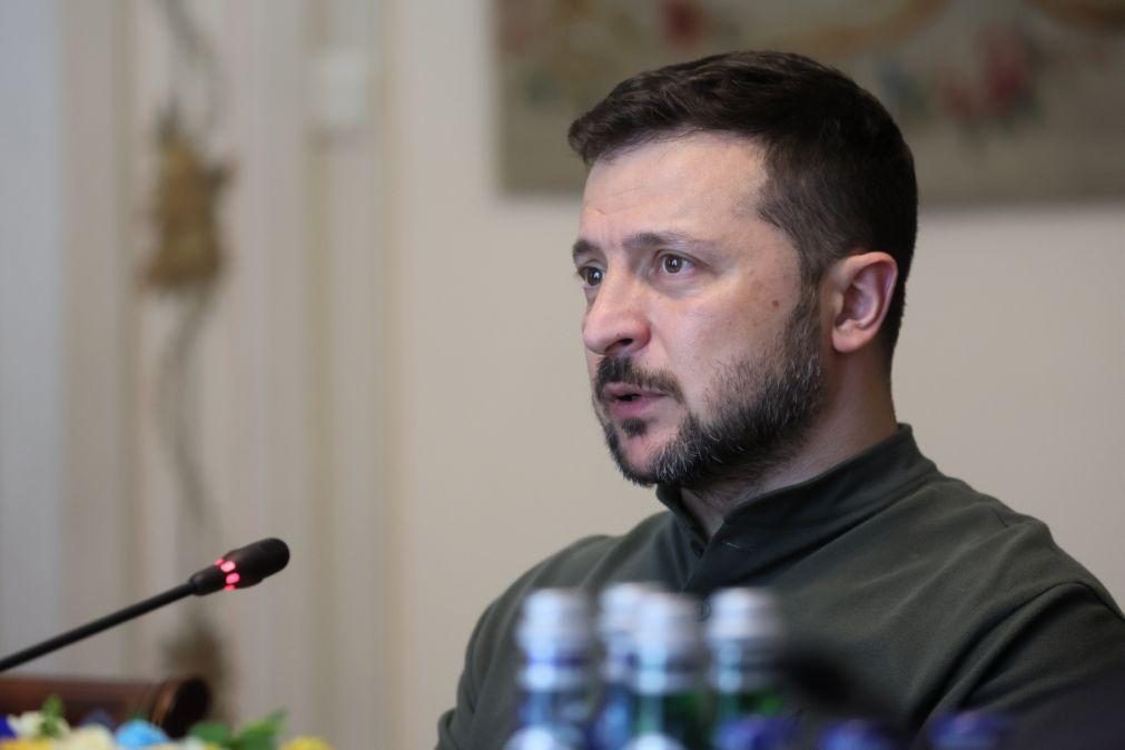 Zelensky considera devastadora para a paz viagem de Modi à Rússia