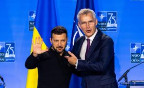 Zelensky diz que adesão à NATO está 