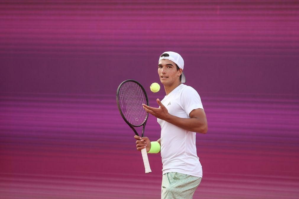 Tenista Henrique Rocha nas meias-finais do 'challenger' de Trieste