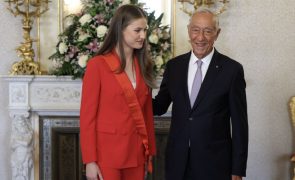 Marcelo condecorou princesa Leonor de Espanha com a Ordem de Cristo