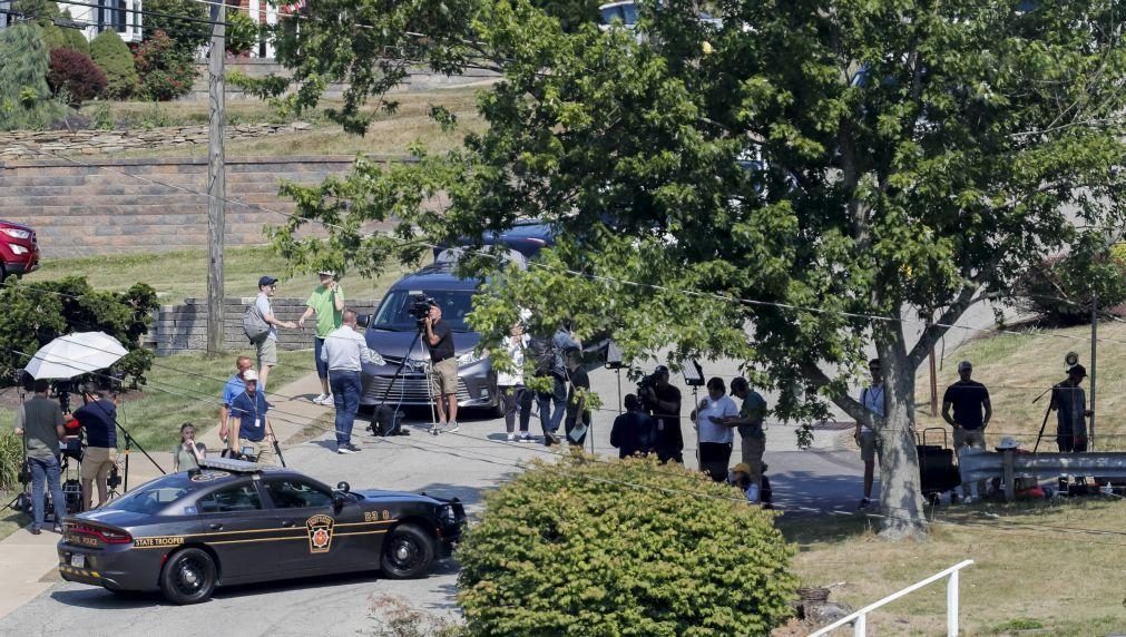 Autoridades encontram explosivos no carro do suspeito do atentado contra Trump