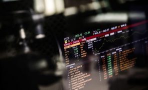 Bolsa de Lisboa abre a cair 0,49%