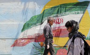 UE prolonga sanções contra Forças Armadas do Irão até julho de 2025