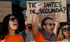 Sindicato de tripulantes da easyJet marca assembleia-geral urgente com greve em cima da mesa