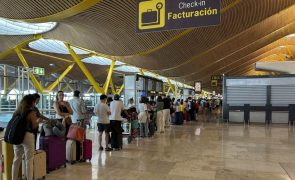 Repostos sistemas informáticos nos aeroportos espanhóis após falha na Microsoft
