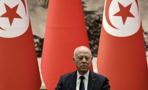 Presidente da Tunísia anuncia recandidatura nas eleições de outubro