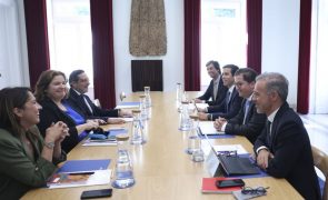 Montenegro elogia postura construtiva dos partidos nas negociações sobre OE2025