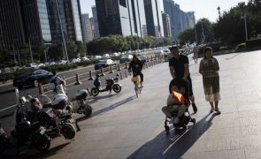 ONU prevê queda de 50% na população chinesa refletindo custo da política de filho único