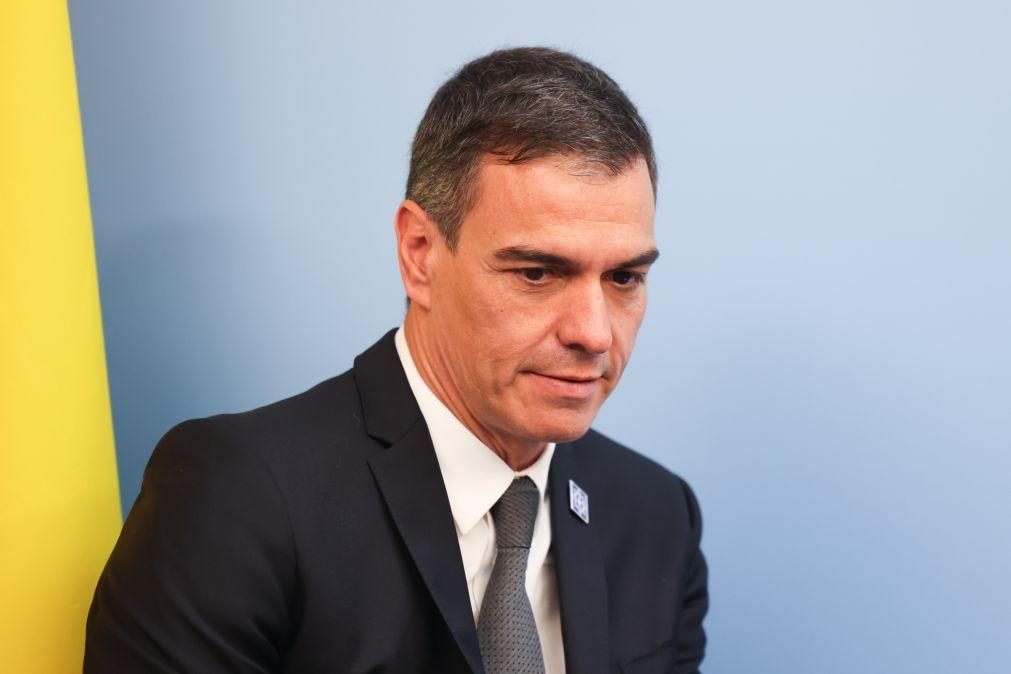 Pedro Sánchez convocado por juiz para testemunhar em caso que envolve a mulher