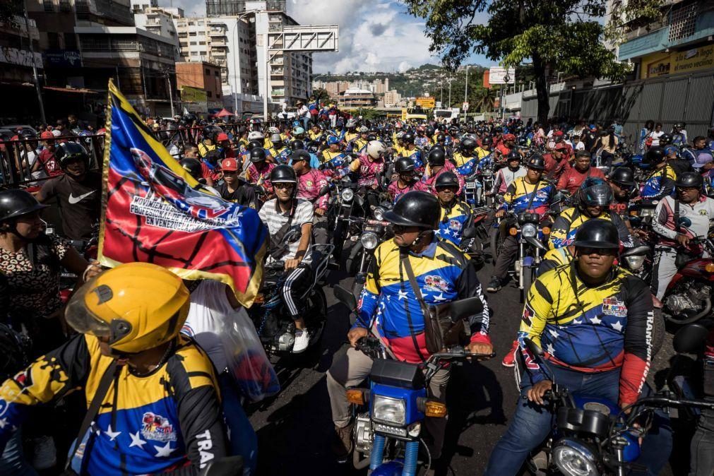 Venezuelanos esperam mudança radical em eleições presidenciais