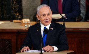 Médio Oriente: Dezenas de congressistas norte-americanos ausentes em discurso de Netanyahu