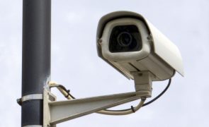 Albufeira instala 70 câmaras de videovigilância e reforça segurança