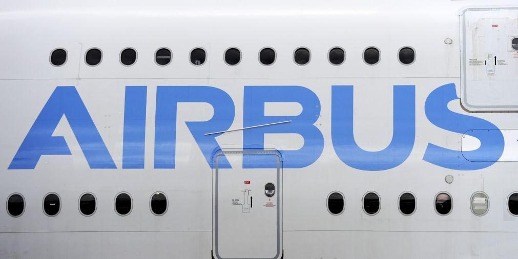 Lucro da Airbus cai 46% no 1.º semestre para 825 ME