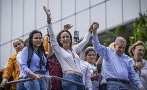 Peru reconhece candidato da oposição venezuelana como Presidente eleito