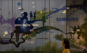 Lucros da Samsung disparam 471% no segundo trimestre