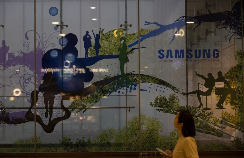 Lucros da Samsung disparam 471% no segundo trimestre