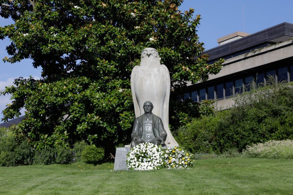 Gulbenkian atribui bolsas de mestrado a estudantes dos PALOP de ciências e biologia