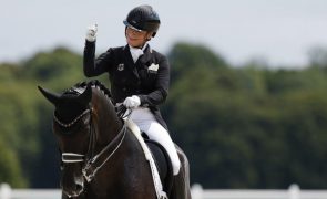 Cavaleira Isabell Werth conquista 13.ª medalha olímpica aos 55 anos