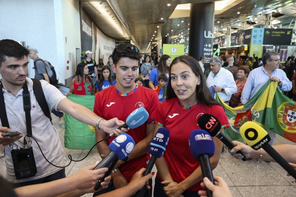 Triatleta Melanie Santos garante estar bem de saúde