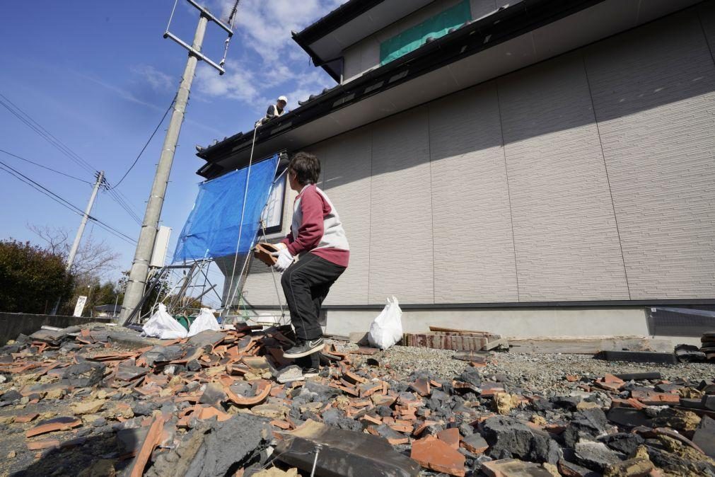 Pelo menos 13 feridos em sismo de magnitude 7,1 no Japão