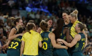 Austrália bate Bélgica e volta ao pódio no basquetebol feminino em Paris2024