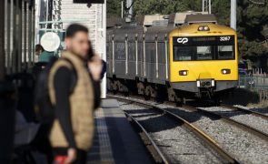 Greve na CP pode perturbar hoje circulação de comboios