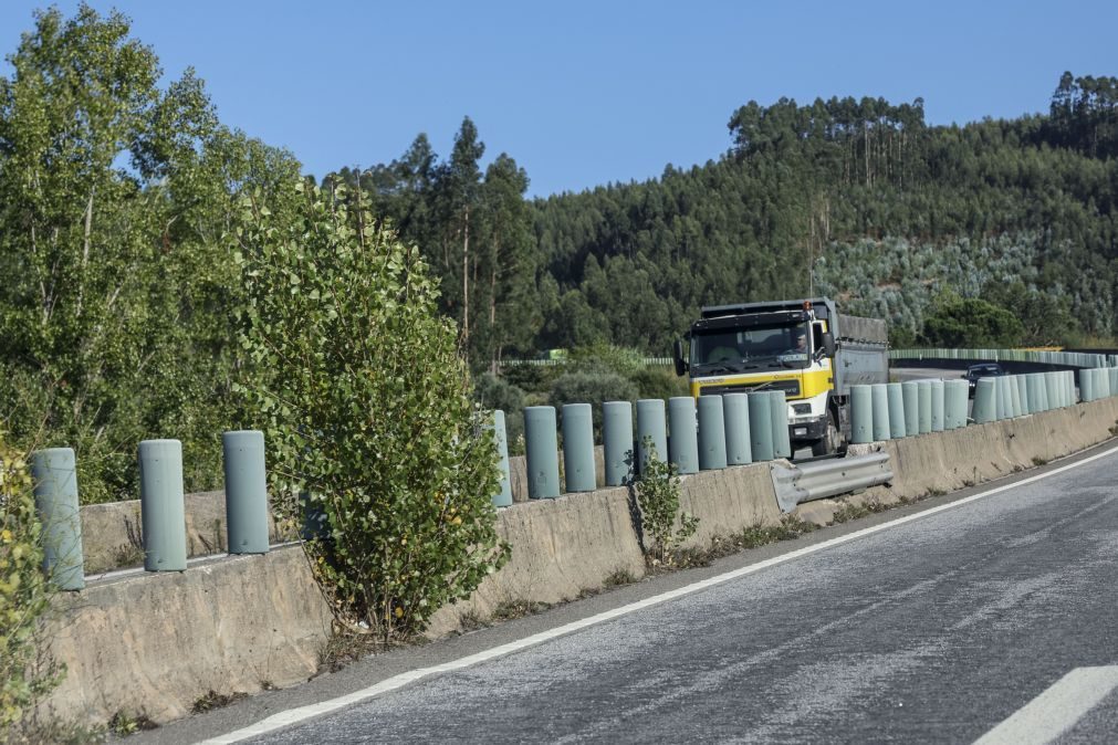 IP3 reaberto ao trânsito em Tondela após colisão entre dois veículos