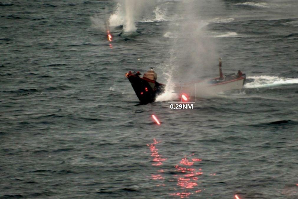 Missão da UE resgata tripulação de navio atacado no Mar Vermelho