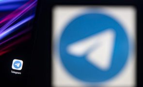 Prisão preventiva de fundador do Telegram em França prolongada até quarta-feira