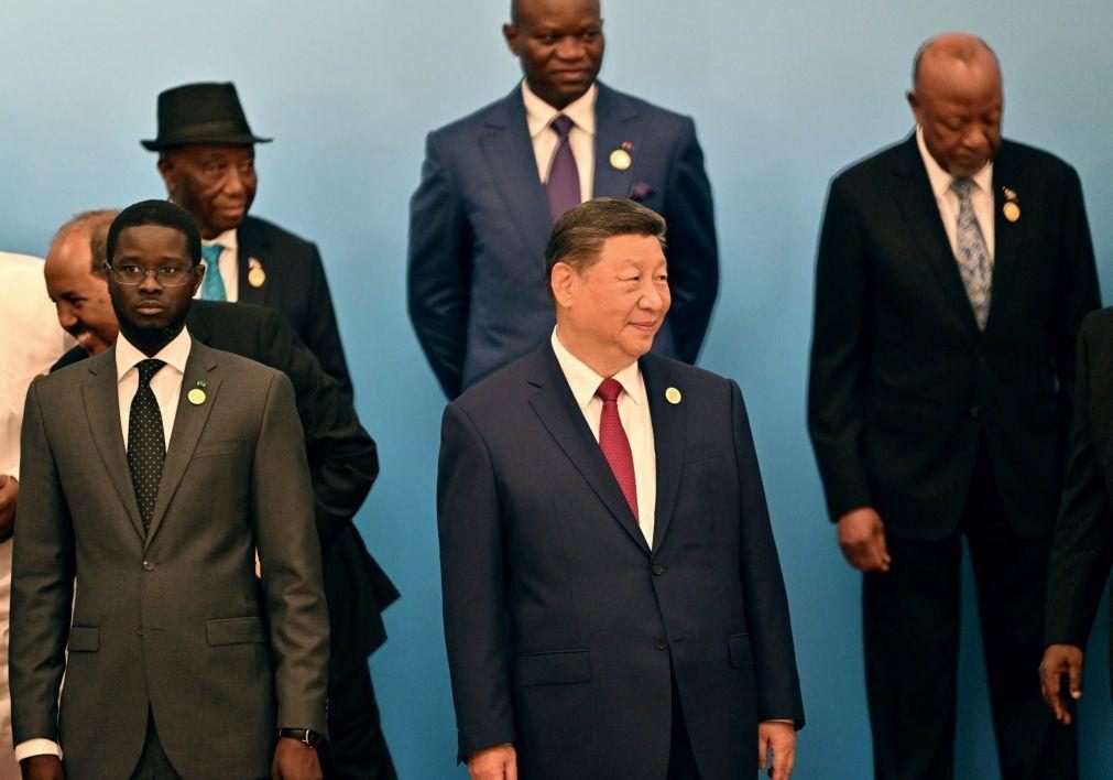 China promete ajudar a criar um milhão de empregos em África até 2027