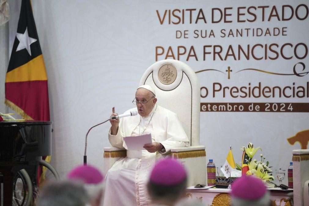 Papa Francisco exorta timorenses à construção do Estado e a apostarem na Educação