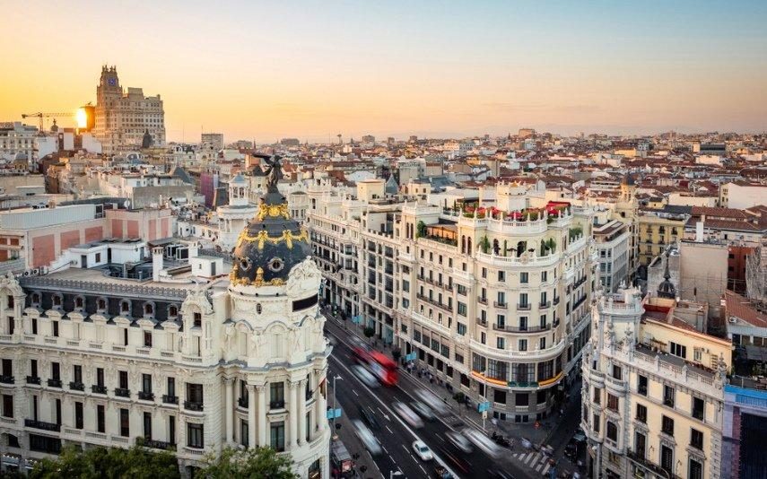 Turismo As principais atrações que deve visitar em Madrid