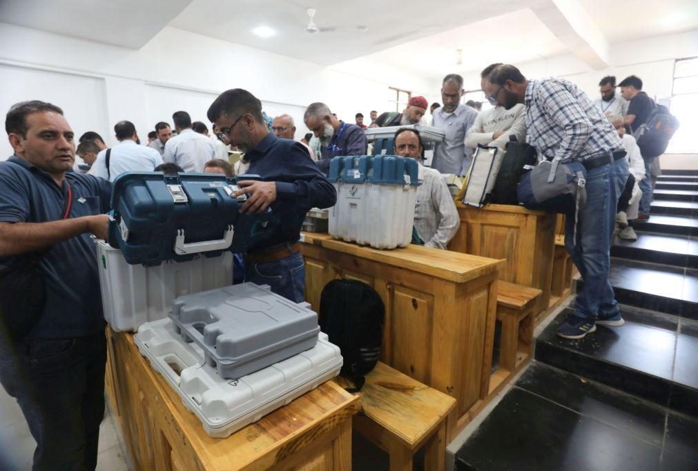 Índia realiza eleições na Caxemira cinco anos após revogar autonomia da região