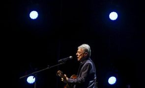 Novo romance de Chico Buarque chega hoje às livrarias portuguesas