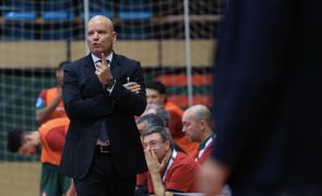 Golo sofrido a 14 segundos do fim afasta Portugal do Mundial de futsal