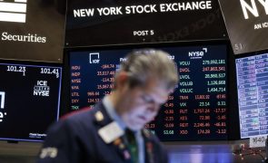 Wall Street fecha em alta e com recorde do S&P500