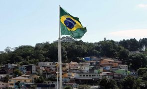 Desemprego no Brasil cai para 6,6% em agosto, menor nível desde 2012