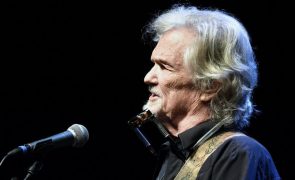 Cantor e compositor Kris Kristofferson morre aos 88 anos