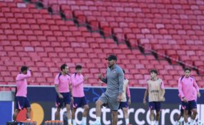 Simeone diz que o Benfica tem jogadores experientes e mete muita gente no ataque