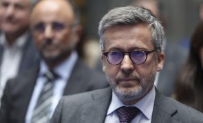 Carlos Moedas diz que quem define vencimentos de bombeiros sapadores é o Governo