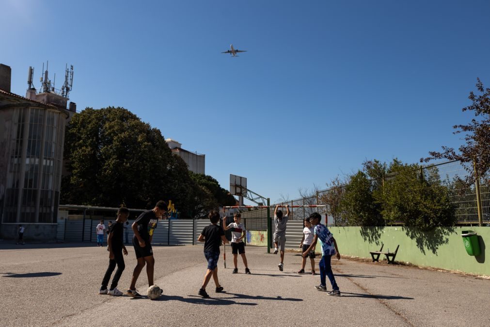 Celebrações do Dia Mundial do Professor marcadas por ações em todo o país