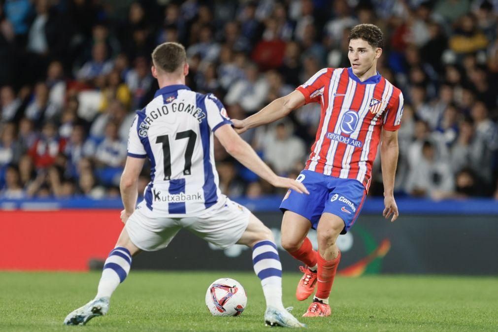 Atlético de Madrid sofre a acabar e empata a um golo em San Sebastián