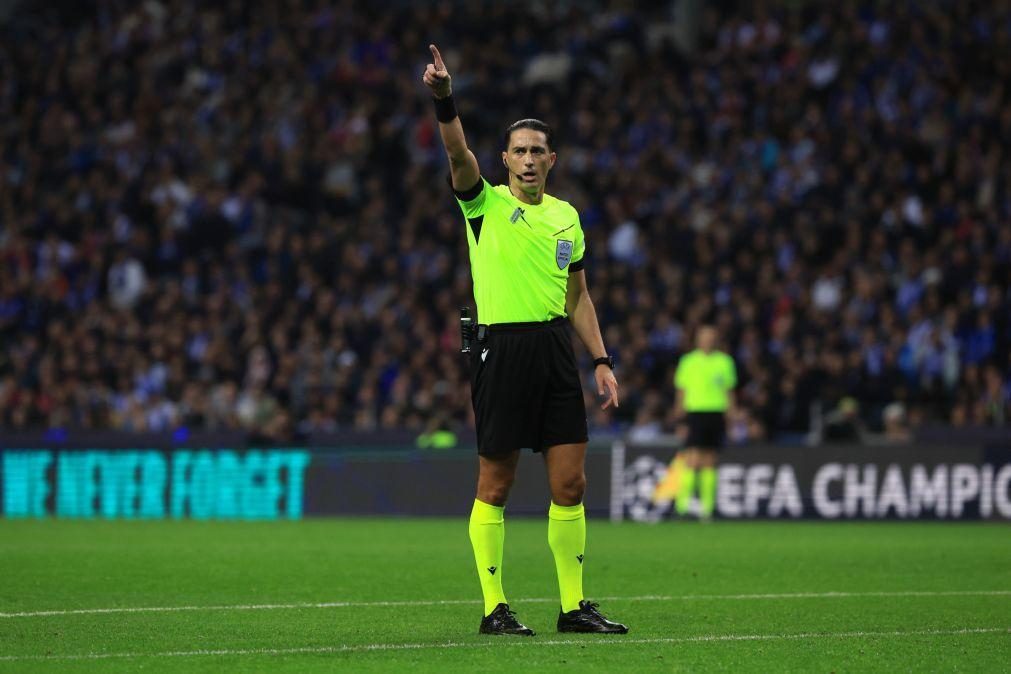 Serdar Gözübüyük vai arbitrar o Polónia-Portugal para a Liga das Nações