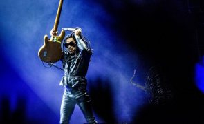 Músico Lenny Kravitz volta a Lisboa para concerto em abril