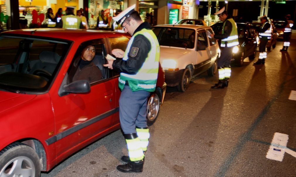 GNR detém 41 pessoas em flagrante delito