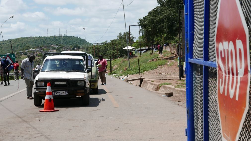 África do Sul coloca em alerta máximo fronteira com Moçambique