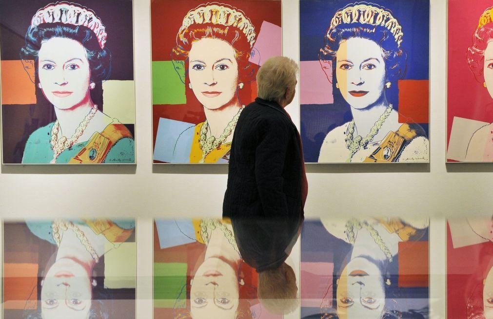 Roubadas duas obras de Andy Warhol da série rainhas nos Países baixos