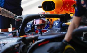 Max Verstappen perde uma posição na corrida sprint e um ponto no Mundial