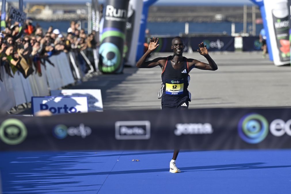 Ugandês Abel Chelangat vence 20.ª edição da Maratona do Porto