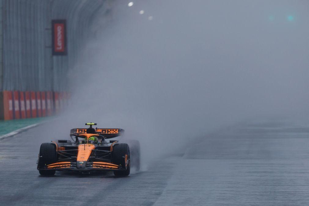 Lando Norris conquista 'pole' no GP do Brasil em qualificação acidentada